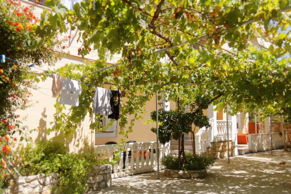 Iraklis Lykokas Guest house